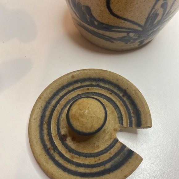 OSV Stamped Old Sturbridge Village Art Pittery Stoneware Flora Jar And Pitcher - Picture 2 of 15